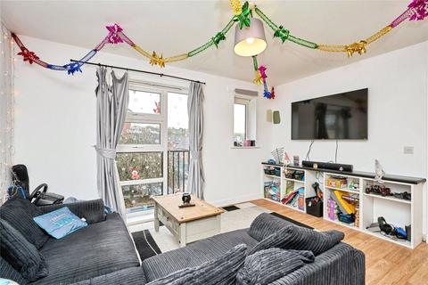 1 bedroom flat for sale, Canning Court, Newport, Isle of Wight, PO30