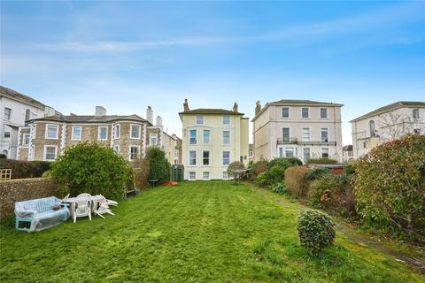 2 bedroom flat for sale, The Strand, Ryde, PO33