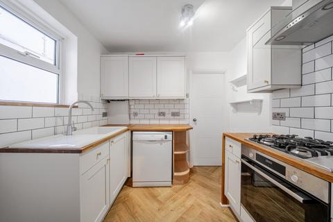 1 bedroom flat for sale, Ringford Road, London, SW18
