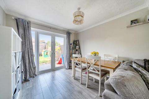 3 bedroom semi-detached house for sale, Thatcham,  Berkshire,  RG19