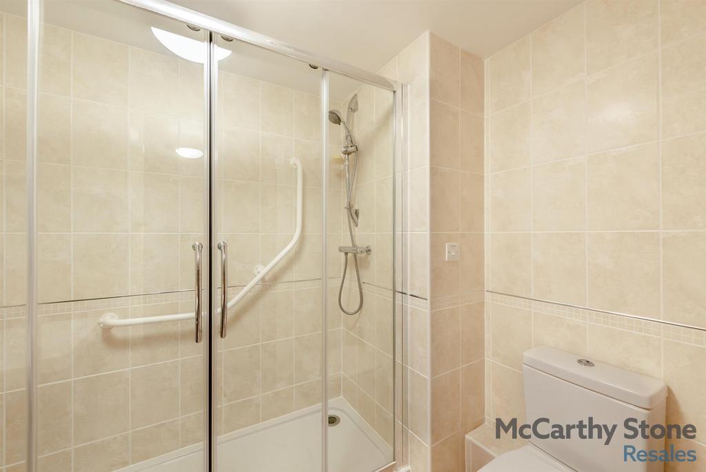 8680099-interior06.jpg