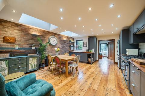 undefined, Lytton Road, London