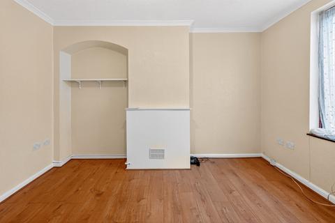3 bedroom terraced house for sale, Maurice Street, London
