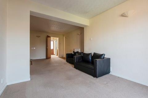 3 bedroom terraced house for sale, Russell Close, Stevenage