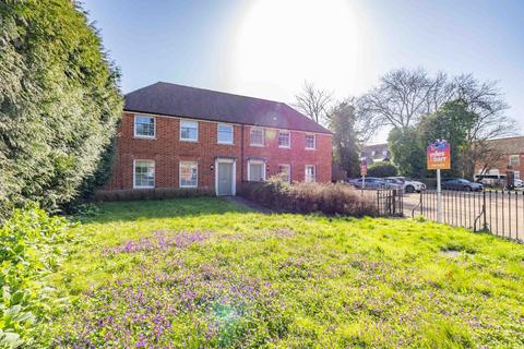 undefined, Barton Mill Road, Canterbury, Kent, CT1