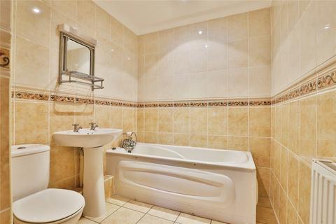 2 bedroom flat for sale, Alumdale Road, Alum Chine, Bournemouth, Dorset, BH4
