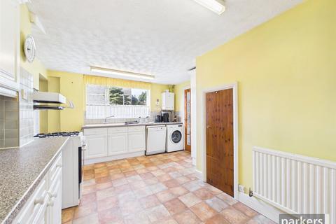 undefined, Howth Drive, Reading RG5