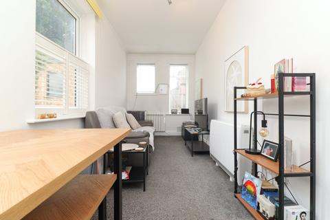 1 bedroom flat for sale, Beresford Gardens, Margate, Kent, CT9