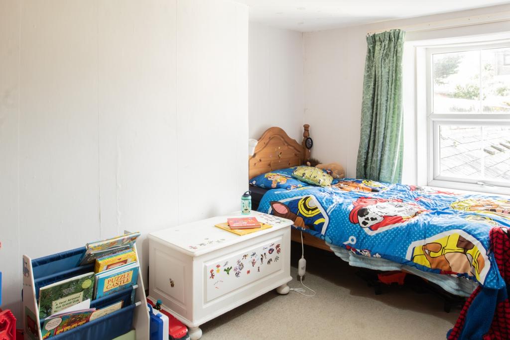 8 Market Street TPS 01208 74182-4