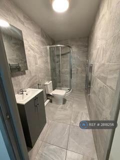 2 bedroom flat to rent, Springfield House, Barnsley, S70