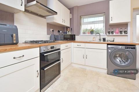 1 bedroom in a house share to rent, Ubberley Road, Stoke-On-Trent, ST2