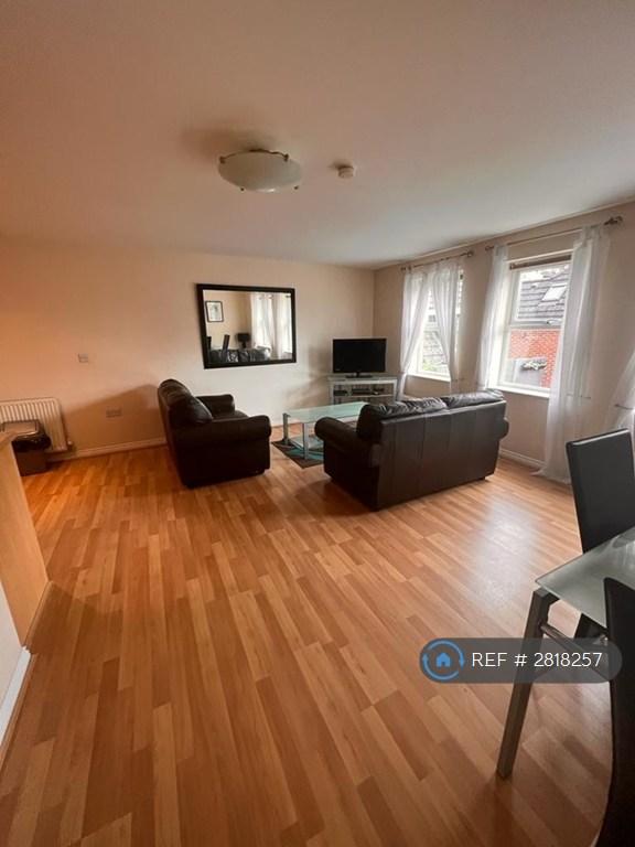 Living Area 2