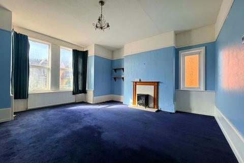 1 bedroom flat for sale, Leyland Road, Southport PR9