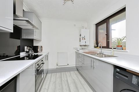 2 bedroom flat for sale, Bentley Way, Norwich