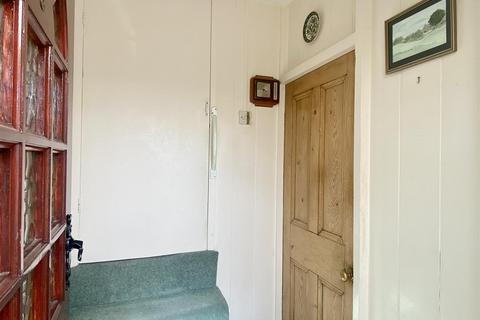 2 bedroom end of terrace house for sale, Lower Fold, Brighouse