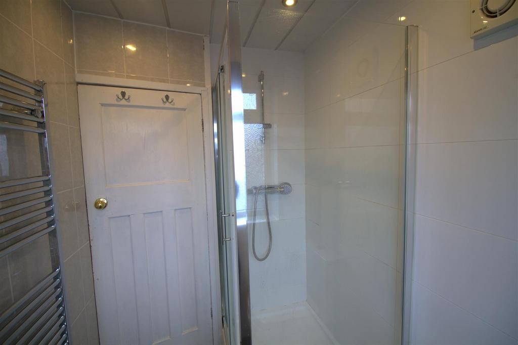 Shower.jpg
