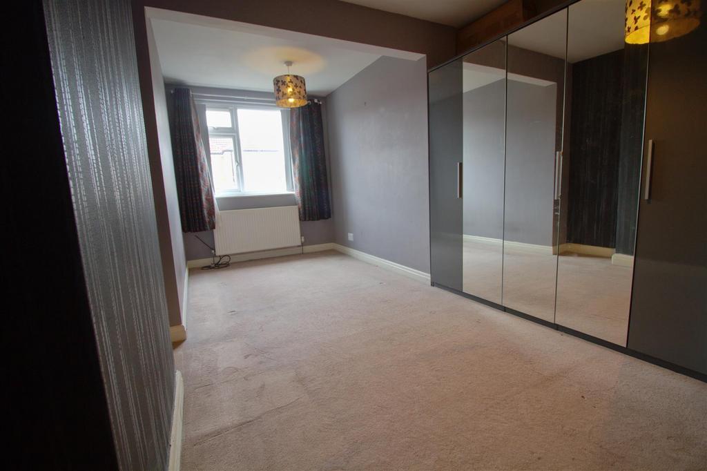 Bedroom,.jpg