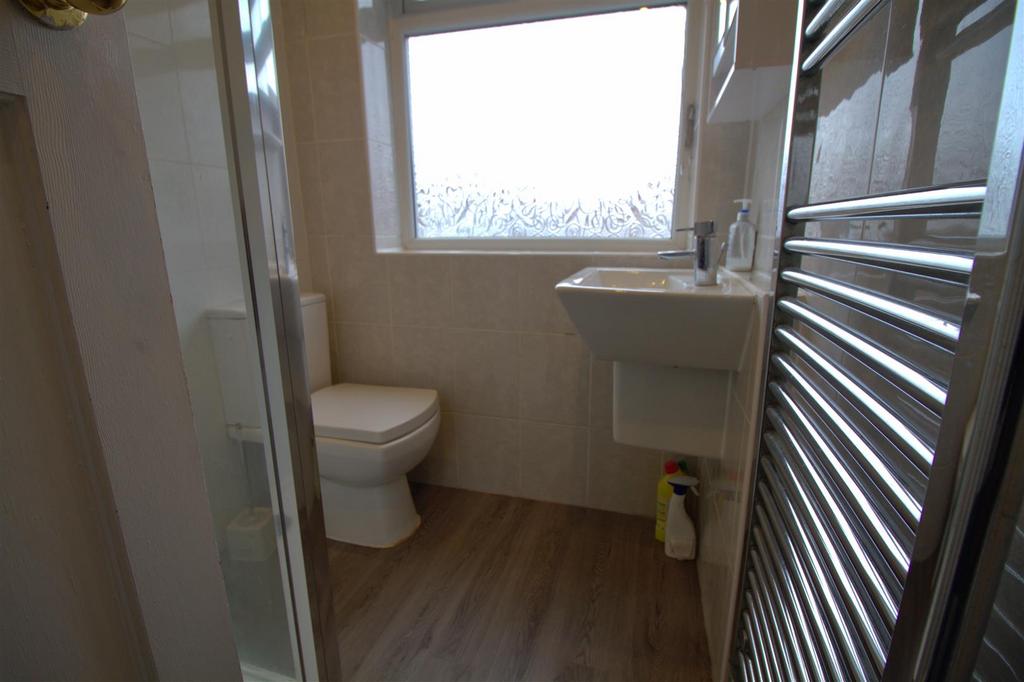 Toilet.jpg