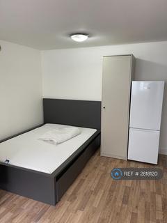 undefined, Second Avenue, London, N18