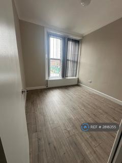 2 bedroom flat to rent, Green Lane, Goodmayes, IG3