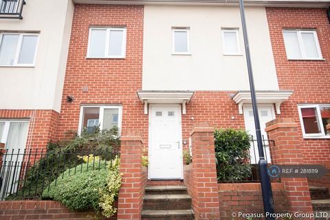 3 bedroom detached house to rent, Brentleigh Way, Stoke-On-Trent, ST1