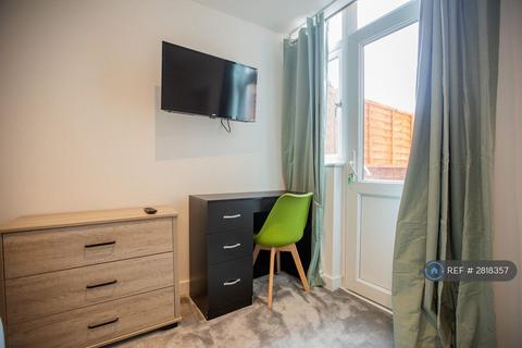 1 bedroom in a house share to rent, Copnor Road, Portsmouth, PO3