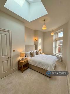 2 bedroom flat to rent, North St, Bristol, BS3