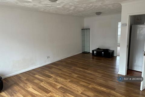 undefined, Essex Avenue, Slough, SL2