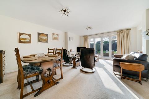 3 bedroom semi-detached house for sale, Abberley Avenue, Stourport-On-Severn, DY13