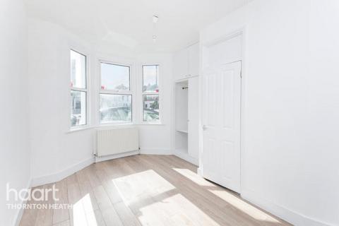2 bedroom flat for sale, Northwood Road, Thornton Heath