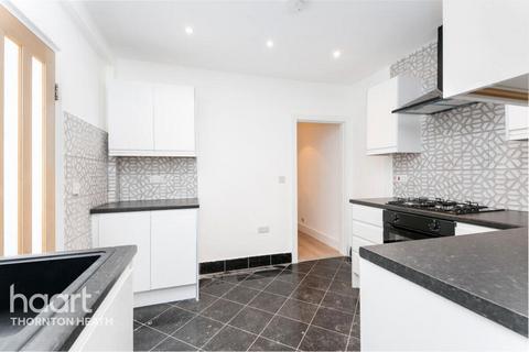 2 bedroom flat for sale, Northwood Road, Thornton Heath