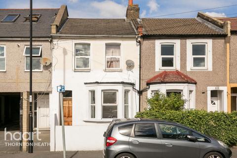 2 bedroom flat for sale, Northwood Road, Thornton Heath