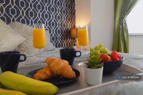 undefined, Splott Road, Cardiff, CF24