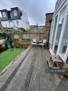 3 bedroom terraced house to rent, Shakespeare Road, London, W3