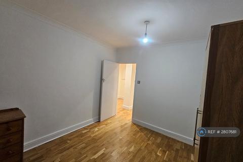 undefined, Axminster Rd, London, N7