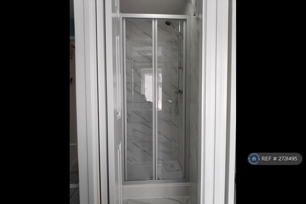Shower Room 2