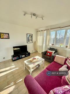 1 bedroom in a flat share to rent, Threadgold House, London, N1