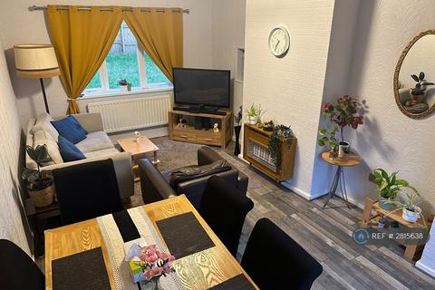2 bedroom terraced house to rent, Haydon Place, Newcastle Upon Tyne, NE5