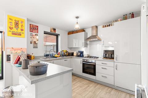undefined, Medlar Close, Harlow