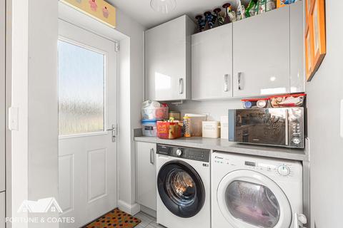 undefined, Medlar Close, Harlow