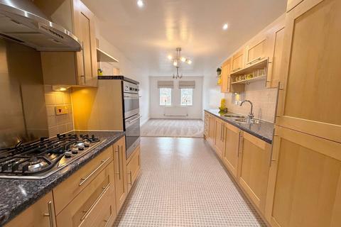 2 bedroom flat for sale, Waterloo Road, Southport PR8