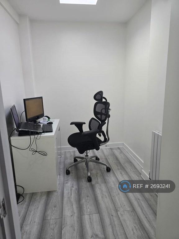 Fourth Bedroom/Office