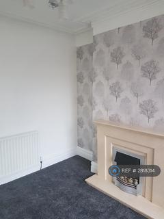 2 bedroom terraced house to rent, Avondale Road, Darwen, BB3