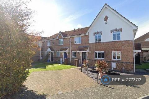 2 bedroom terraced house to rent, Shorefields, Rainham, Gillingham, ME8
