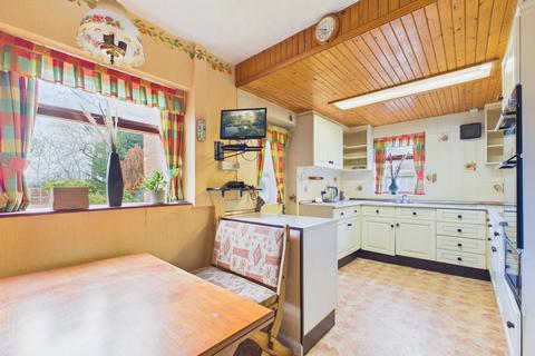4 bedroom semi-detached house for sale, Whaddon Drive, Chester, CH4