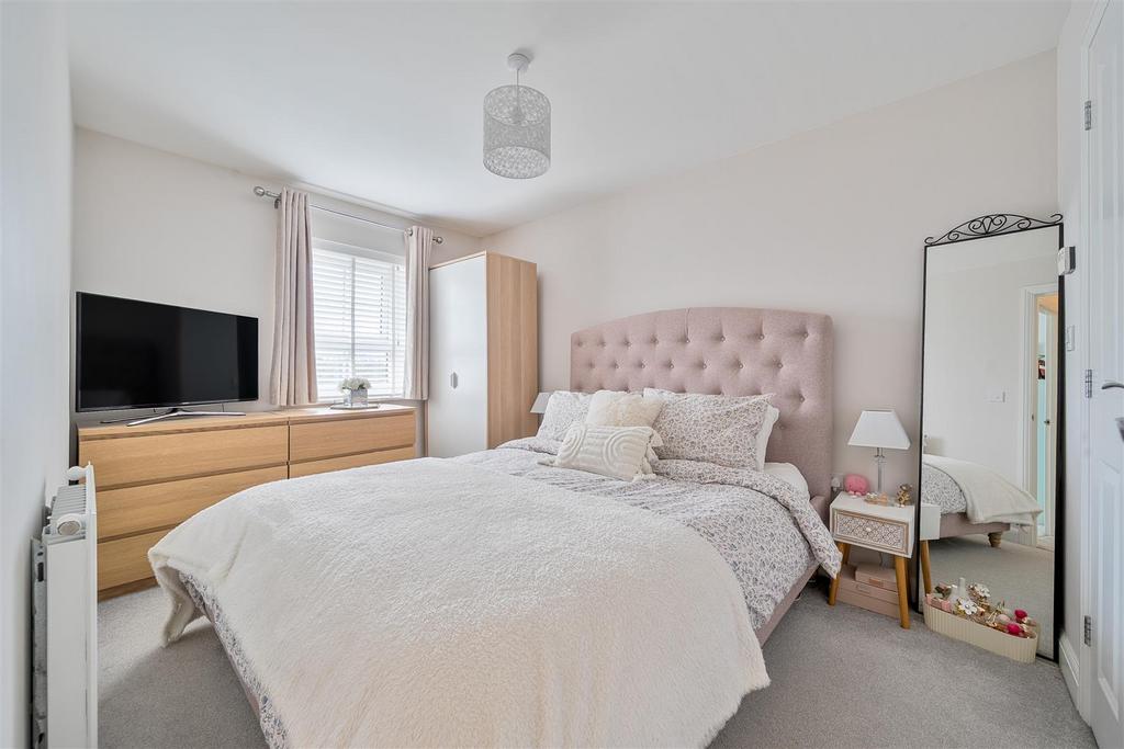 Leypark Bed 1.jpg