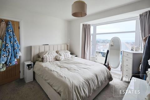 3 bedroom semi-detached house for sale, Barnfield Road, Paignton