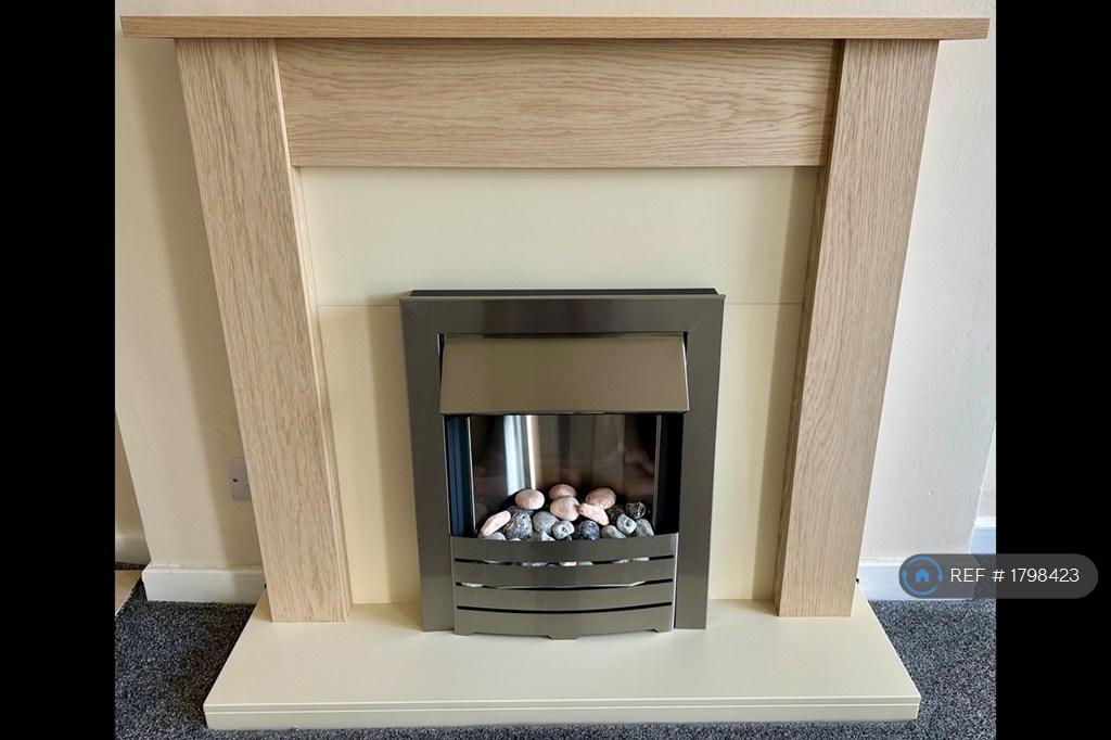 Electric Fireplace Suite