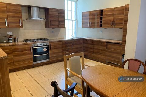 6 bedroom flat to rent, West Princes St, Glasgow, G4