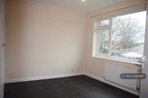 undefined, Walton Road, East Molesey, KT8